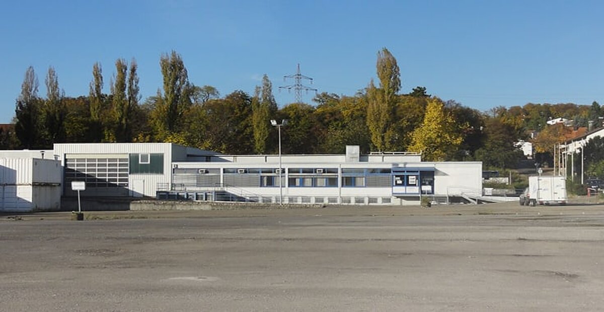 Außenansicht des Standorts in der Mahdentalstraße 72 in Sindelfingen
